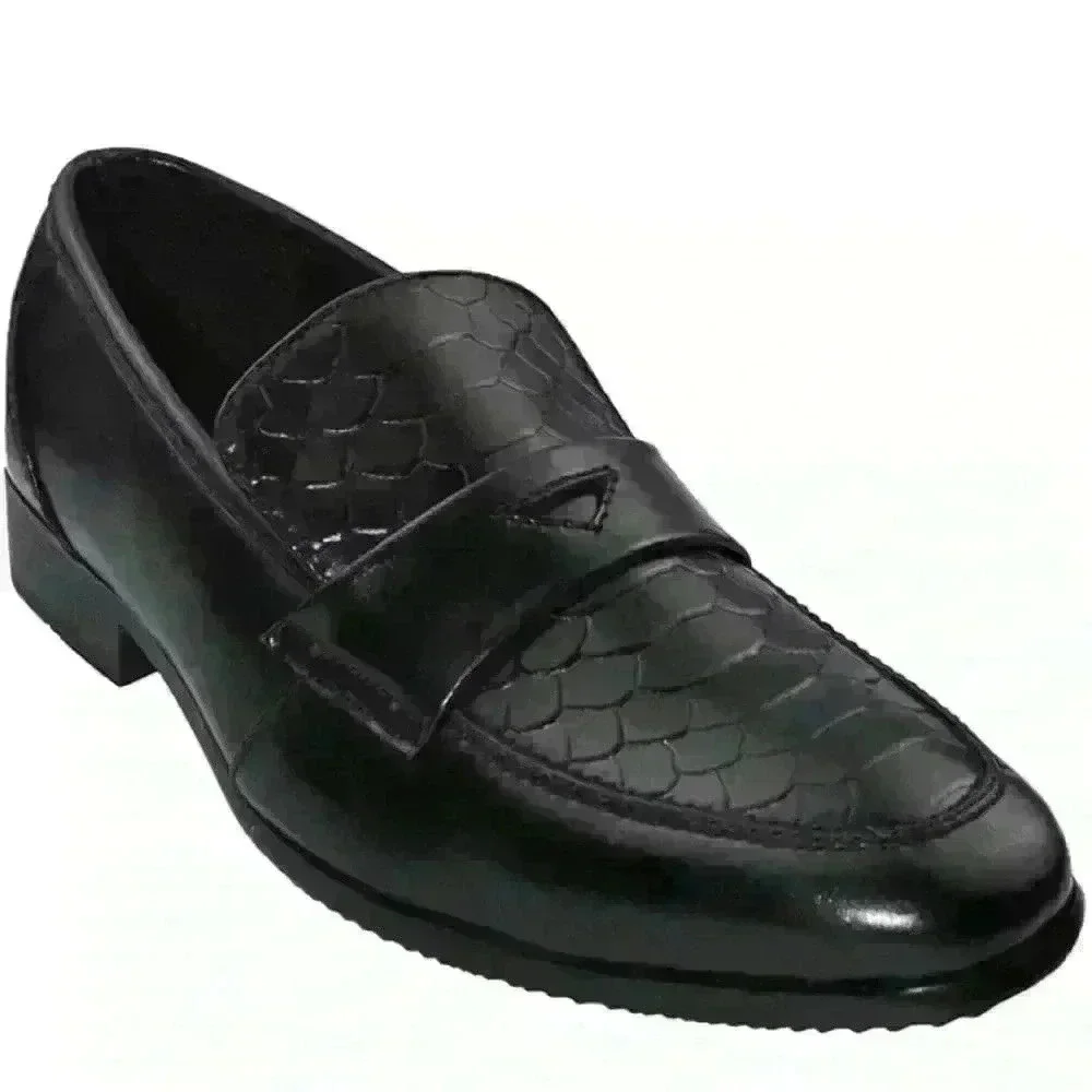 Boy Black Loafers NWB Size 33